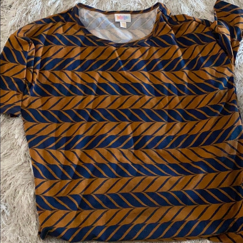 Brand new with tags LuLaRoe tunic